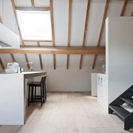 Cour 8 Lofts Kır Evi Maastricht